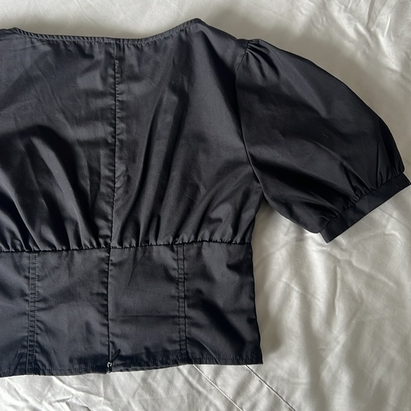 Black blouse - Picture 8 of 10